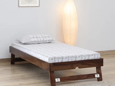 Sheesham wooden trundle bed with sliding lower bed by Sarve Furniture – space-saving solid wood bed