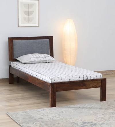 Bedroom single bed with elegant headboard in Sheesham wood by Sarve Furniture – solid wood bed with stylish backrest