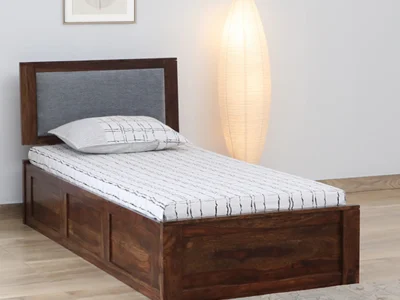 Premium Sheesham single bed with bold headboard design by Sarve Furniture – solid wood bed with elegant headboard finish