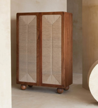 Antique Sheesham wood almirah with brass fittings by Sarve Furniture – solid wood wardrobe with royal vintage design