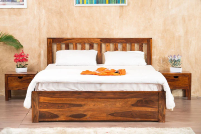 Classic Wooden King Size Bed with Hydraulic Storage in Walnut Finish