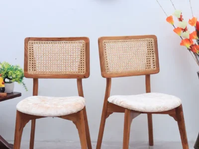 Classic Dining Chair Home with Wooden Frame and Stylish Fabric Seat Cushion