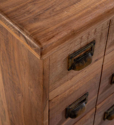 Compact Drawer Chest with Contemporary Look and Smooth Handle-Free Drawers - Image 5