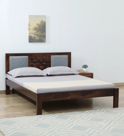 Elegant Sheesham wood bed without storage by Sarve Furniture – handcrafted solid wood bed