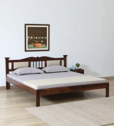 Classic Sheesham Wood Bed with Timeless Elegant Bedroom Design (4) Classic Sheesham Wood Bed with Timeless Elegant Bedroom Design - Image 1